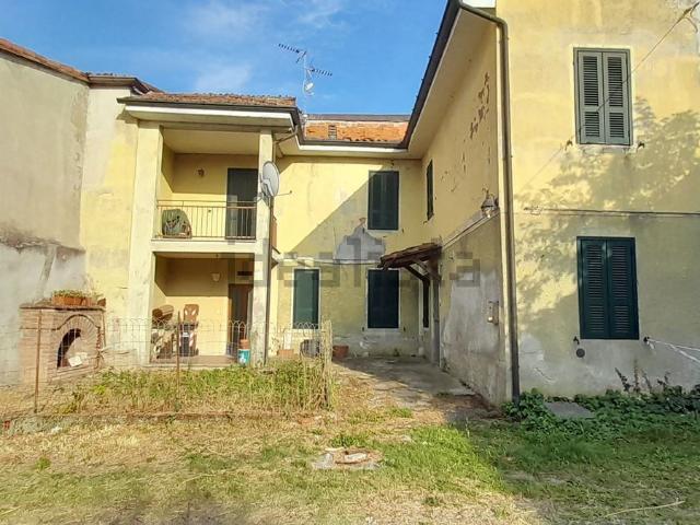 Casa in vendita a Creta, Castel San Giovanni