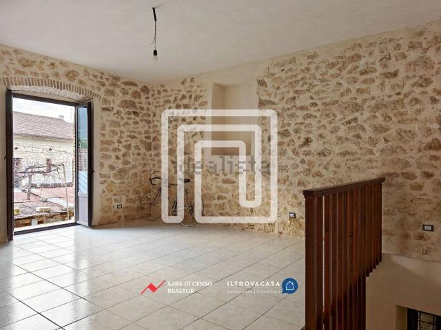 Casa in vendita a Pettorano sul Gizio, L'Aquila
