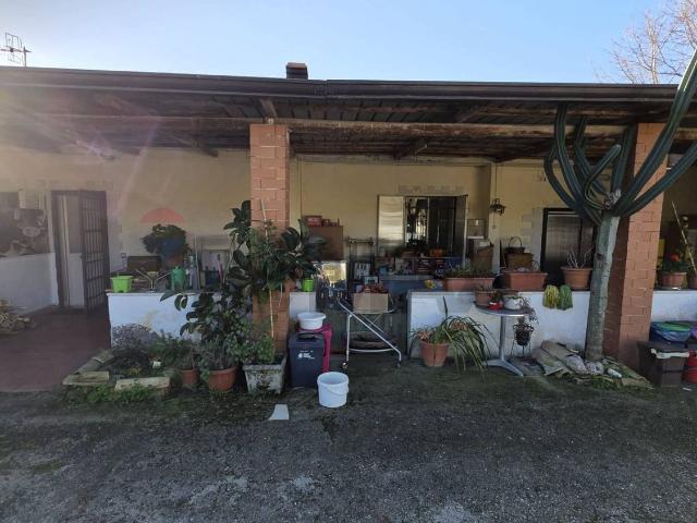 Casa in vendita a Simonelli, Minturno