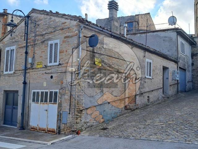 Casa in vendita a Marche, Fermo