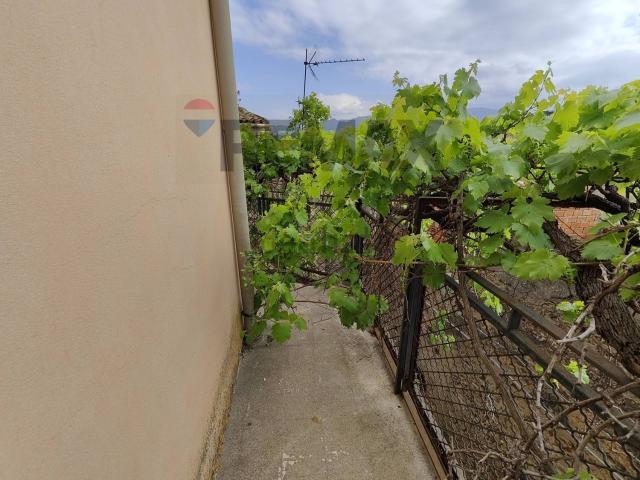 Casa in vendita a Monforte San Giorgio, Sicilia