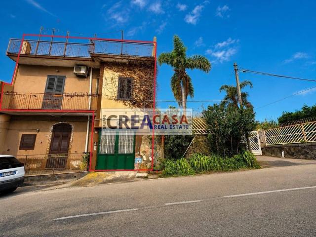 Casa in vendita a Lapide Pasteria, Calatabiano