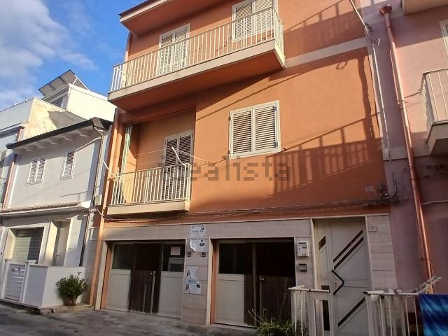 Casa in vendita a Pozzallo, Ragusa