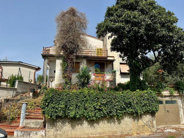 Casa in vendita a Larciano, Toscana