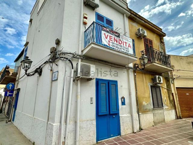Casa in vendita a Cinisi, Sicilia