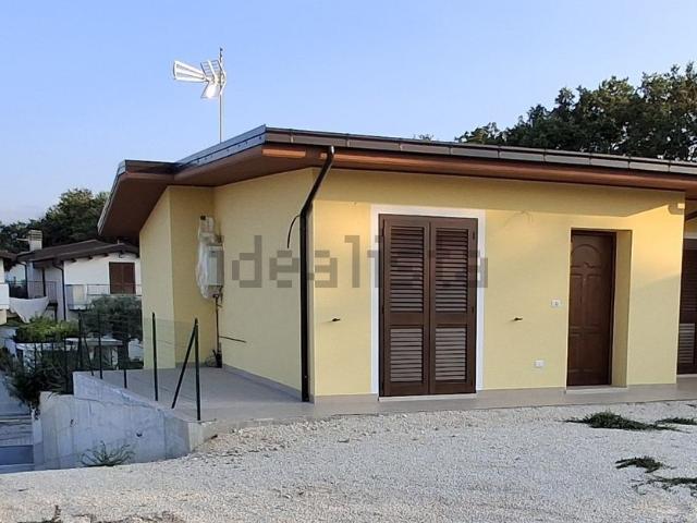 Casa in vendita a Rosciano, Abruzzo