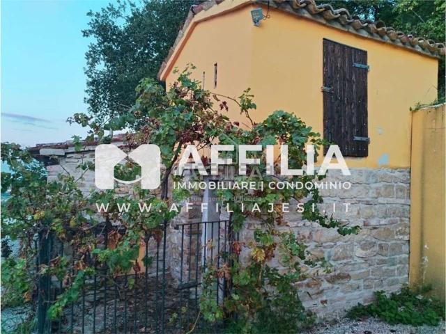 Casa in vendita a Marche, Ancona