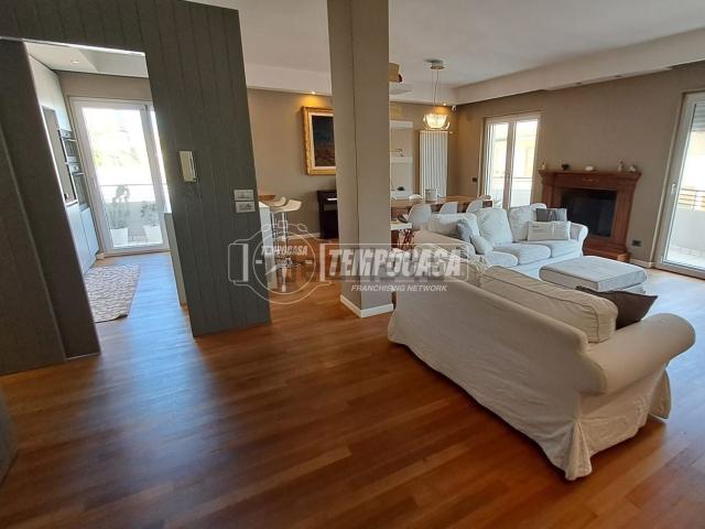 Casa in vendita a Puglia, Bari