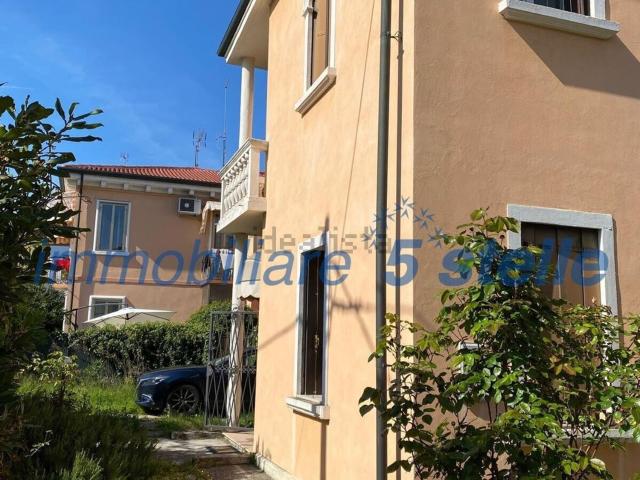 Casa in vendita a Santa Bertilla, Vicenza