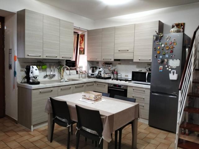 Casa in vendita a Viterbo, Lazio