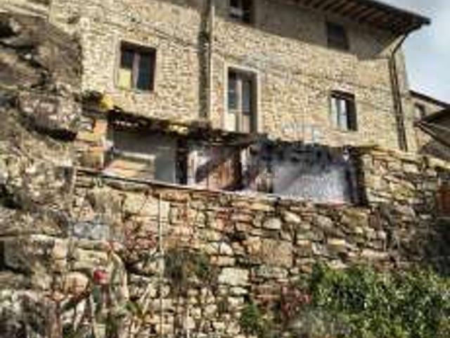 Casa in vendita a Uzzano E Castello, Toscana