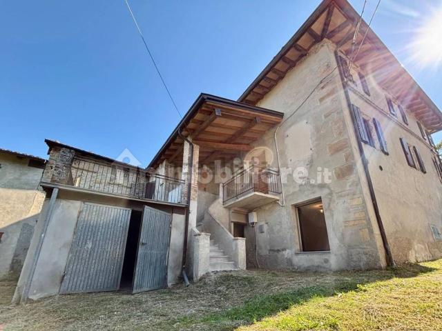 Casa in vendita a Neviano Degli Arduini, Reggio Emilia