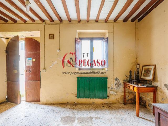 Casa in vendita a San Salvatore, Montecarlo