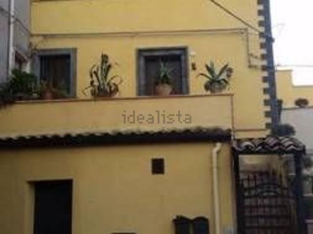 Casa in vendita a Bronte, Sicilia