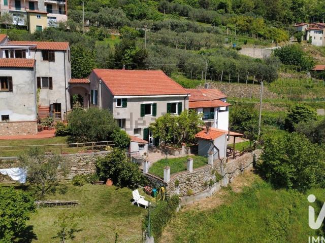 Casa in vendita a Rialto, Liguria