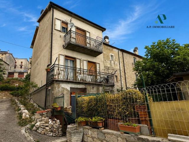 Casa in vendita a Ferrazzano, Molise