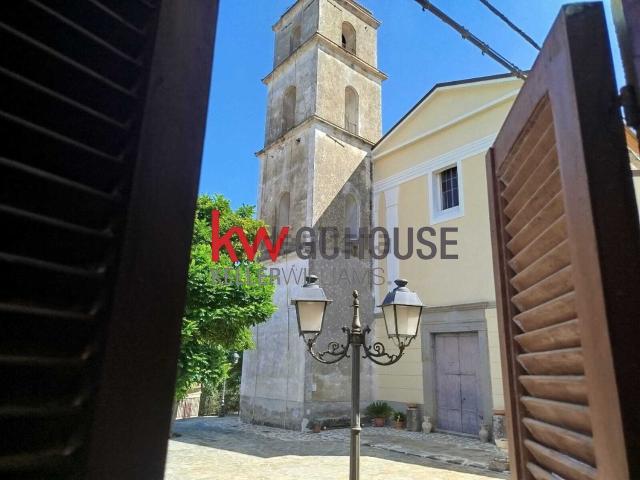 Casa in vendita a Laureana Cilento, Campania