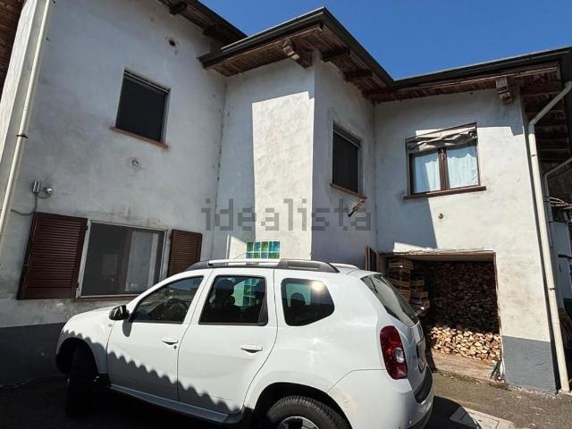 Casa in vendita a Parona, Pavia