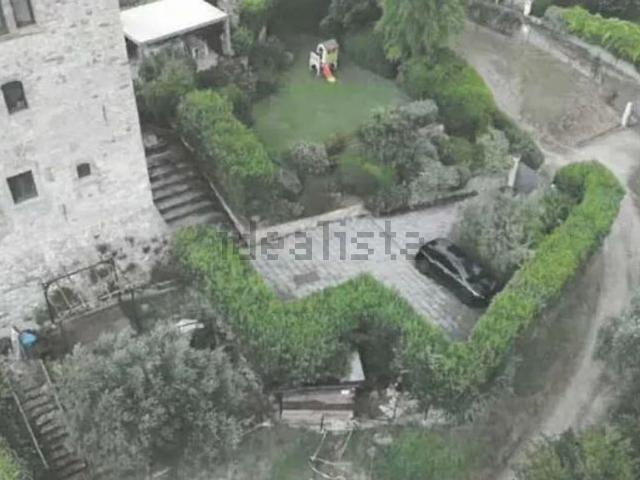 Casa in vendita a Carmignano, Toscana