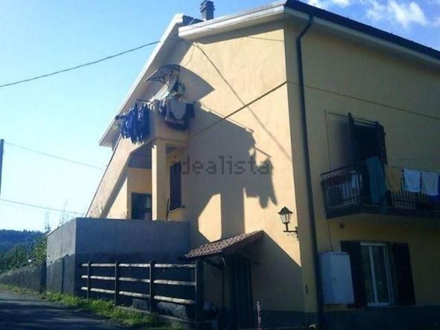 Casa in vendita a Beverino, Canevolivo
