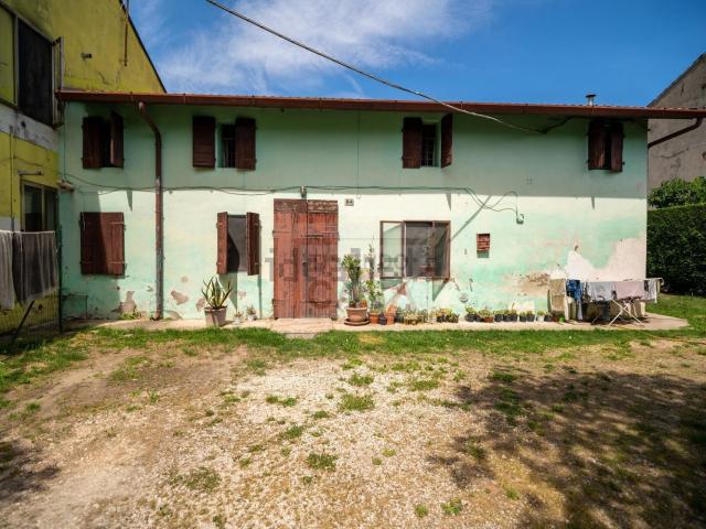 Casa in vendita a Veronella, Verona