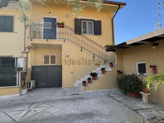 Casa in vendita a Guidonia Montecelio, Roma Capitale