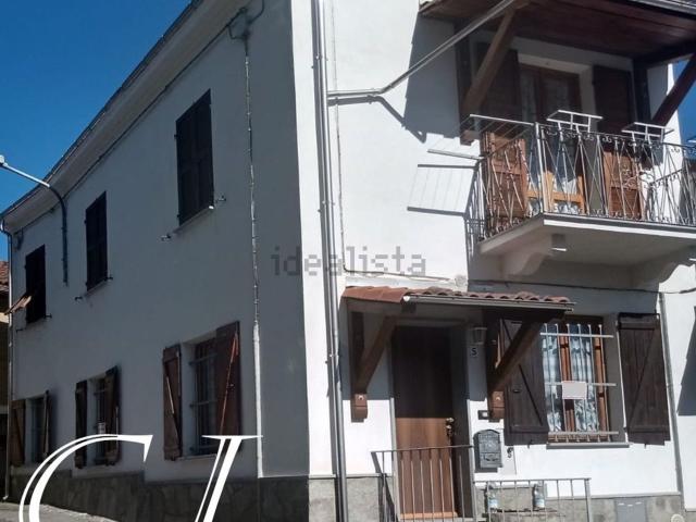 Casa in vendita a Dego, Liguria