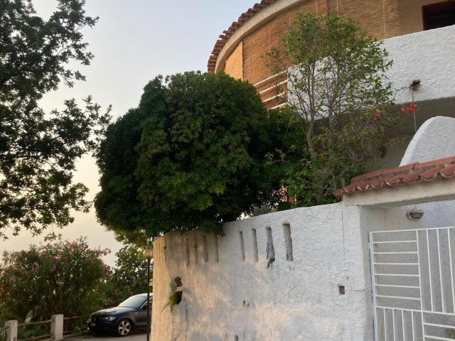Casa in vendita a Falconara Albanese, Cosenza