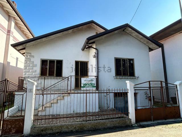 Casa in vendita a Breganze, Veneto