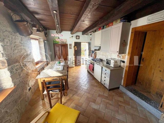 Casa in vendita a Frisanco, Friuli-Venezia Giulia