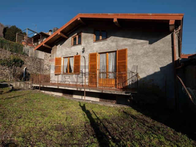 Casa in vendita a Brolo, Piemonte