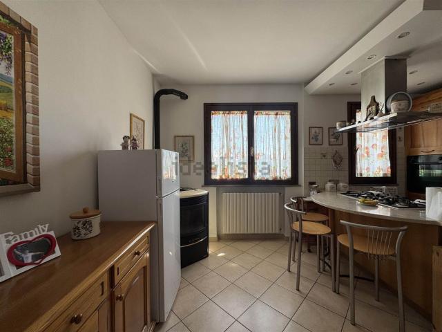 Casa in vendita a Cecina, Toscana