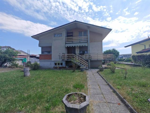 Casa in vendita a Cussignacco / Cussignà, Reana Del Roiale
