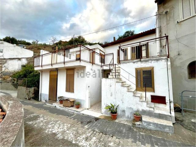 Casa in vendita a Roccalumera, Sicilia