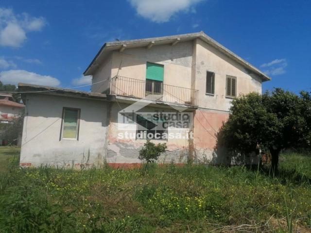 Casa in vendita a Calabria, Crotone