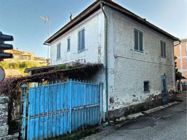 Casa in vendita a Vitorchiano, Lazio