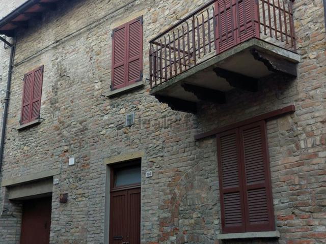 Casa in vendita a Castell'arquato, Reggio Emilia