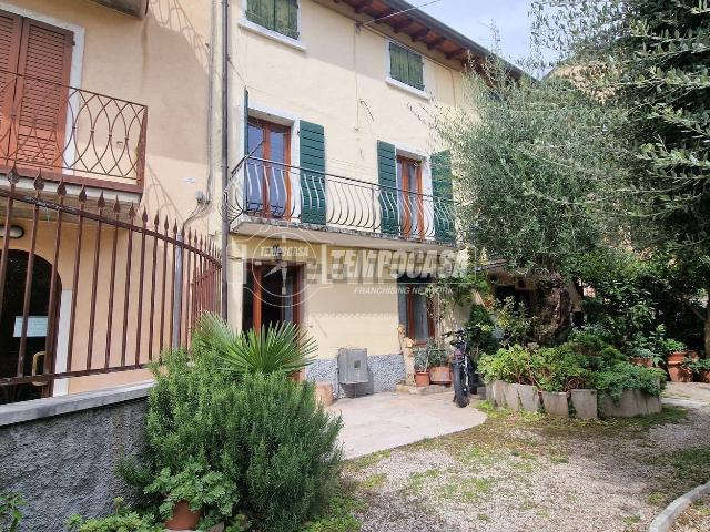 Casa in vendita a Bardolino, Veneto