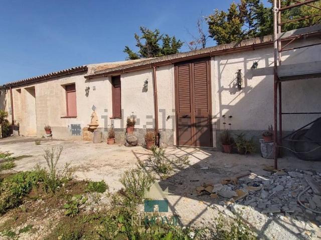 Casa in vendita a Menfi, Sicilia