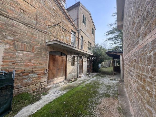 Casa in vendita a Marche, Ancona