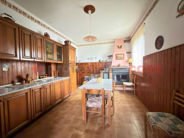 Casa in vendita a Palazzo Del Pero, Toscana