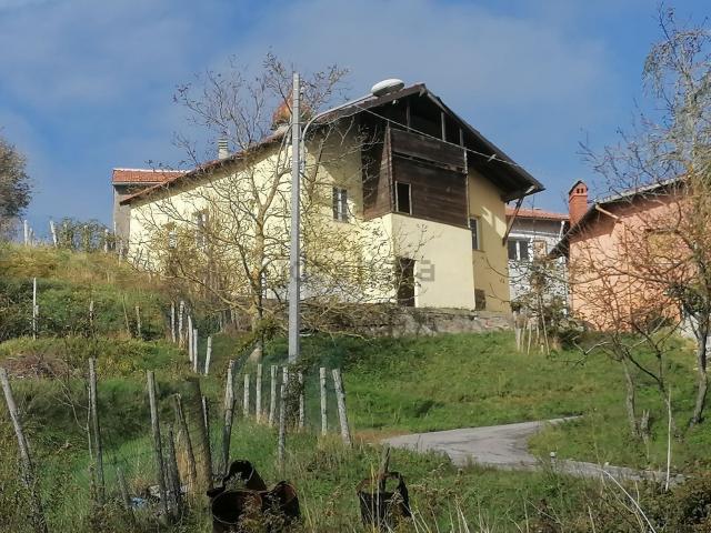 Casa in vendita a Isola Del Cantone, Liguria