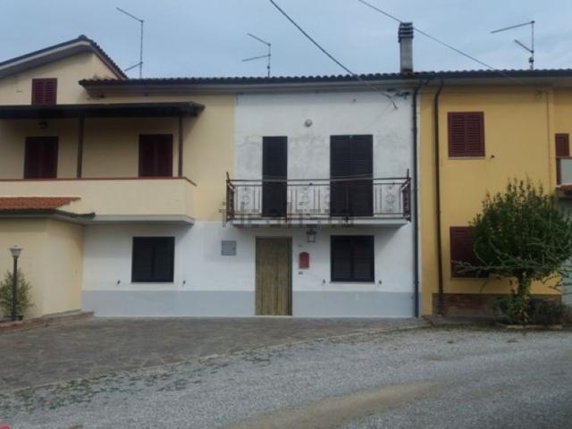 Casa in vendita a Montecchio, Cortona