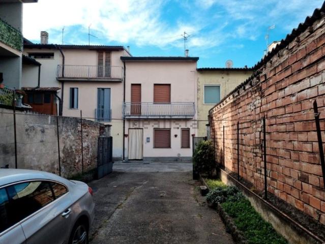 Casa in vendita a Sergnano, Lombardia
