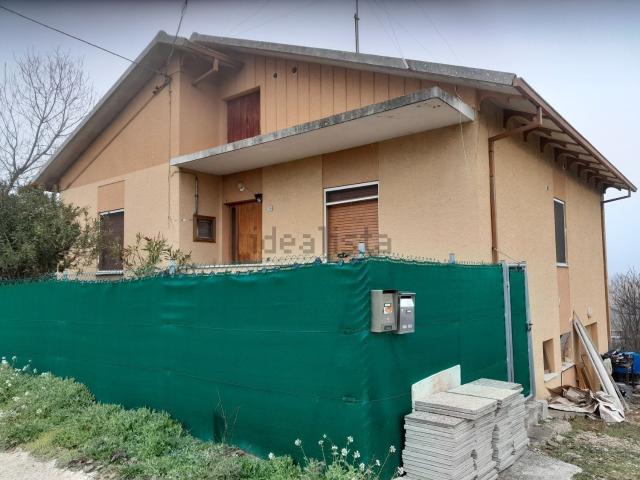 Casa in vendita a Marche, Pesaro E Urbino