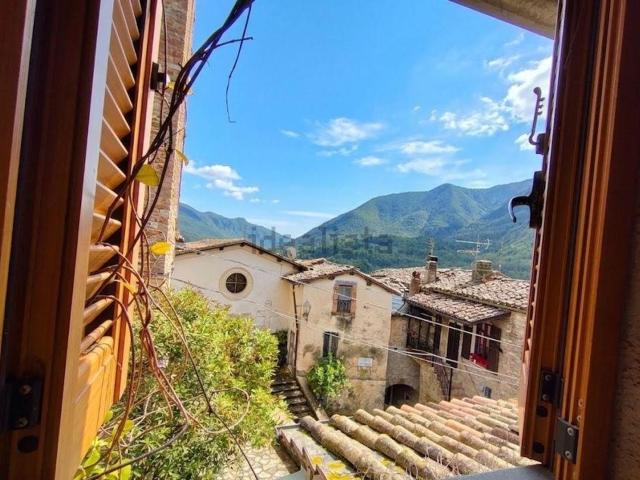 Casa in vendita a Terni, Umbria