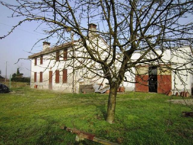 Casa in vendita a Mortara, Pavia