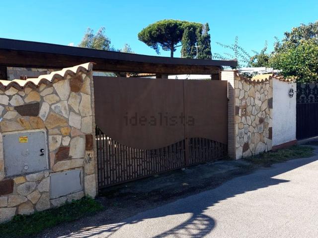 Casa in vendita a Lido di Ulisse, Terracina