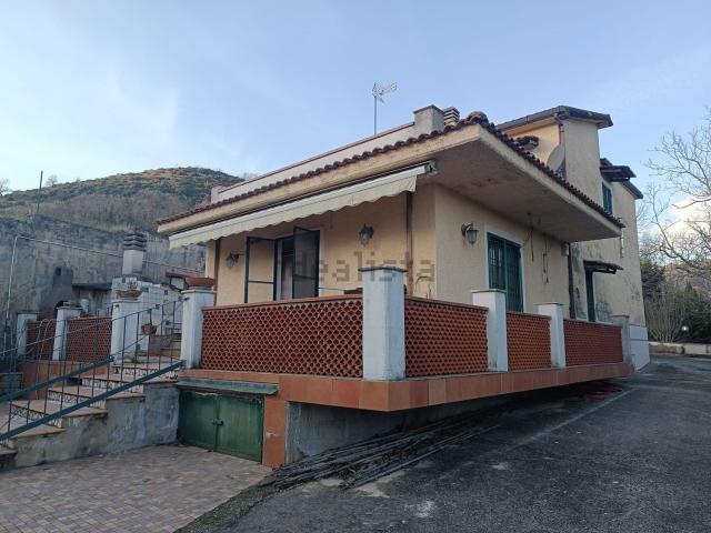 Casa in vendita a Caiazzo, Campania