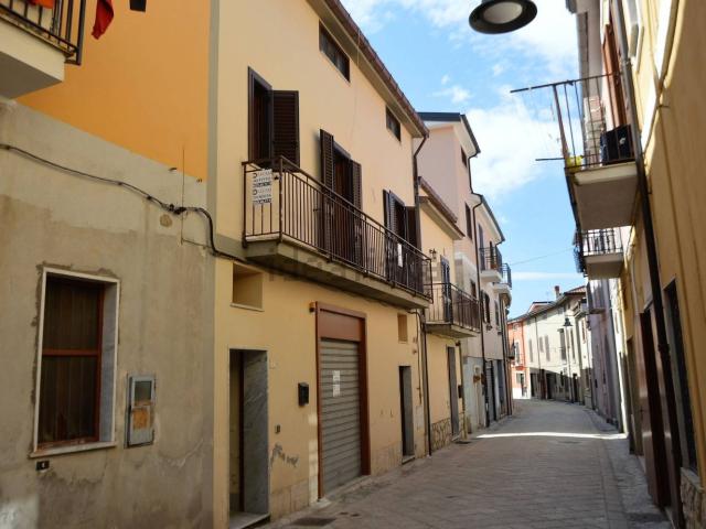 Casa in vendita a San Potito Ultra, Campania